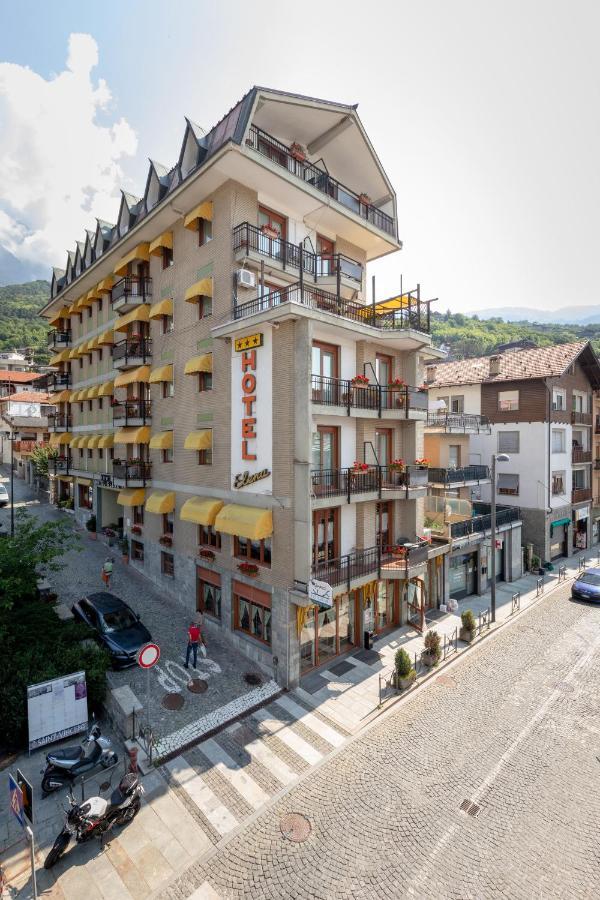 Hotel Elena Saint-Vincent Bagian luar foto